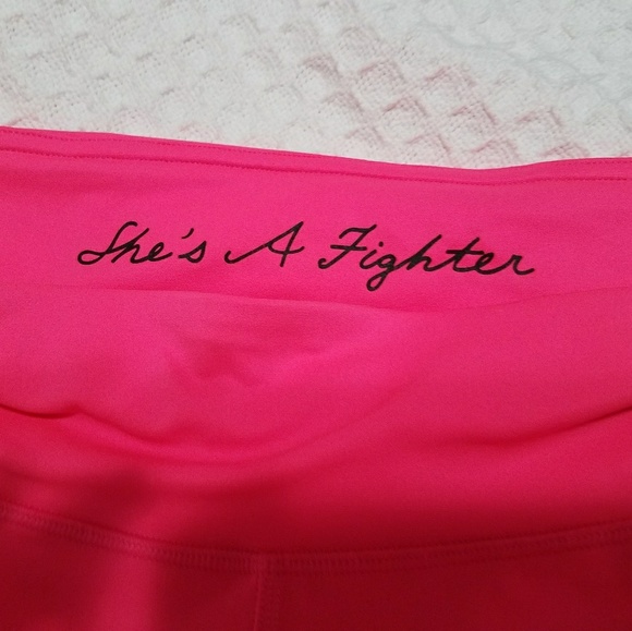 UNDER ARMOUR - Picture 2 of 3